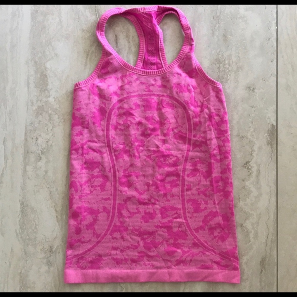 hot pink tye-dye lululemon tank top